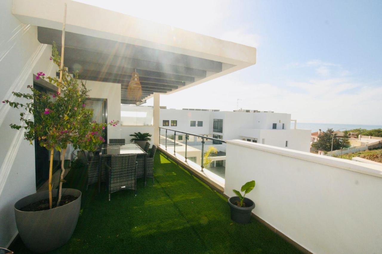 Апартаменти Atico Con Piscina, Golf, Vistas Al Mar Торре-де-Бенаґальбон Екстер'єр фото