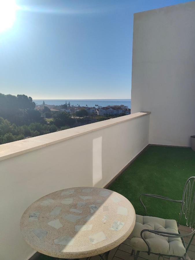 Апартаменти Atico Con Piscina, Golf, Vistas Al Mar Торре-де-Бенаґальбон Екстер'єр фото